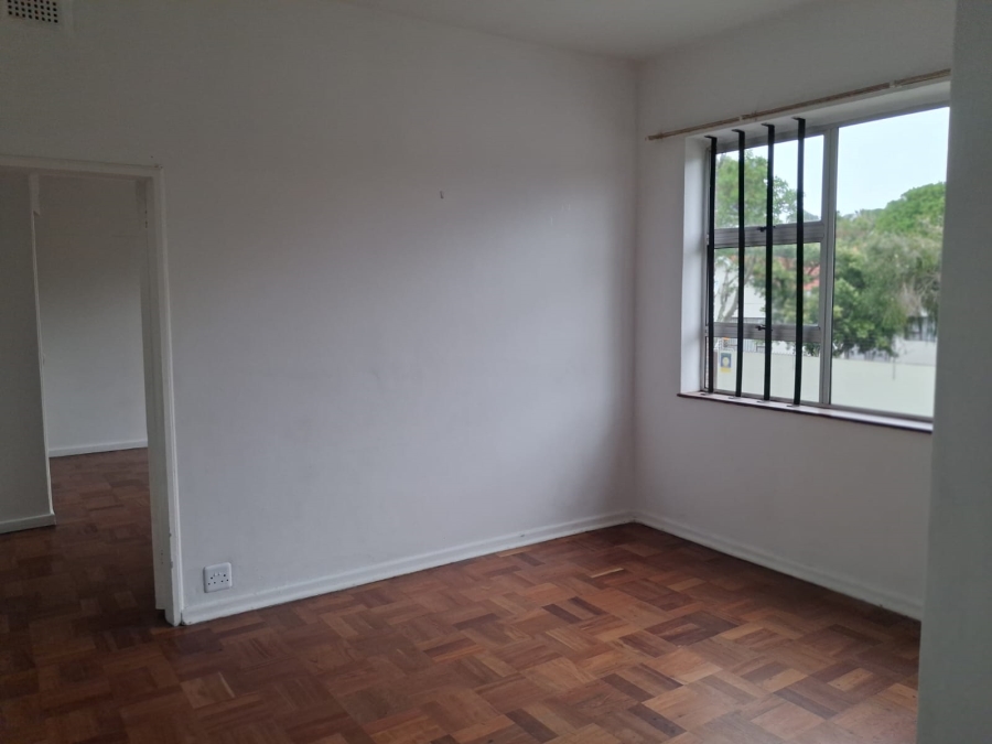 To Let 1 Bedroom Property for Rent in Humewood Eastern Cape